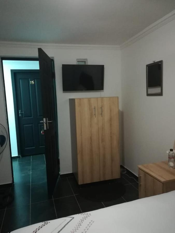 Vm Truck Stop - Shell Hotell Estcourt Eksteriør bilde